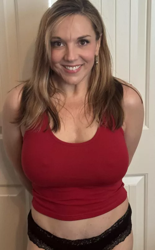 Braless Friday by HotPepperMILF