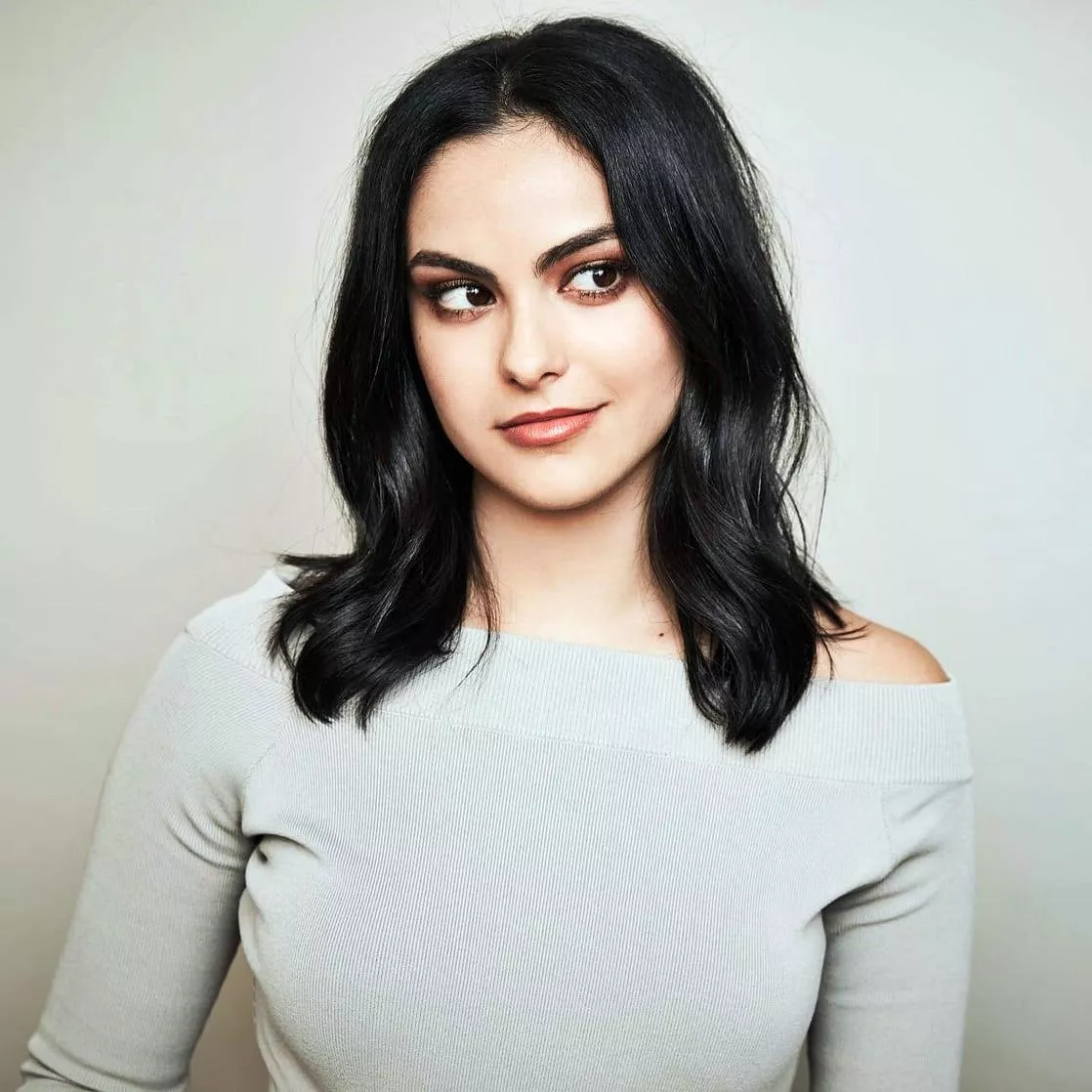 Camila Mendes posted by ViRuZ17k