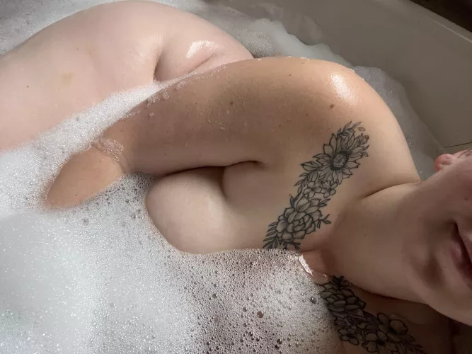 Cum get wet! 😜  by PLANTSN0TPE0PLE