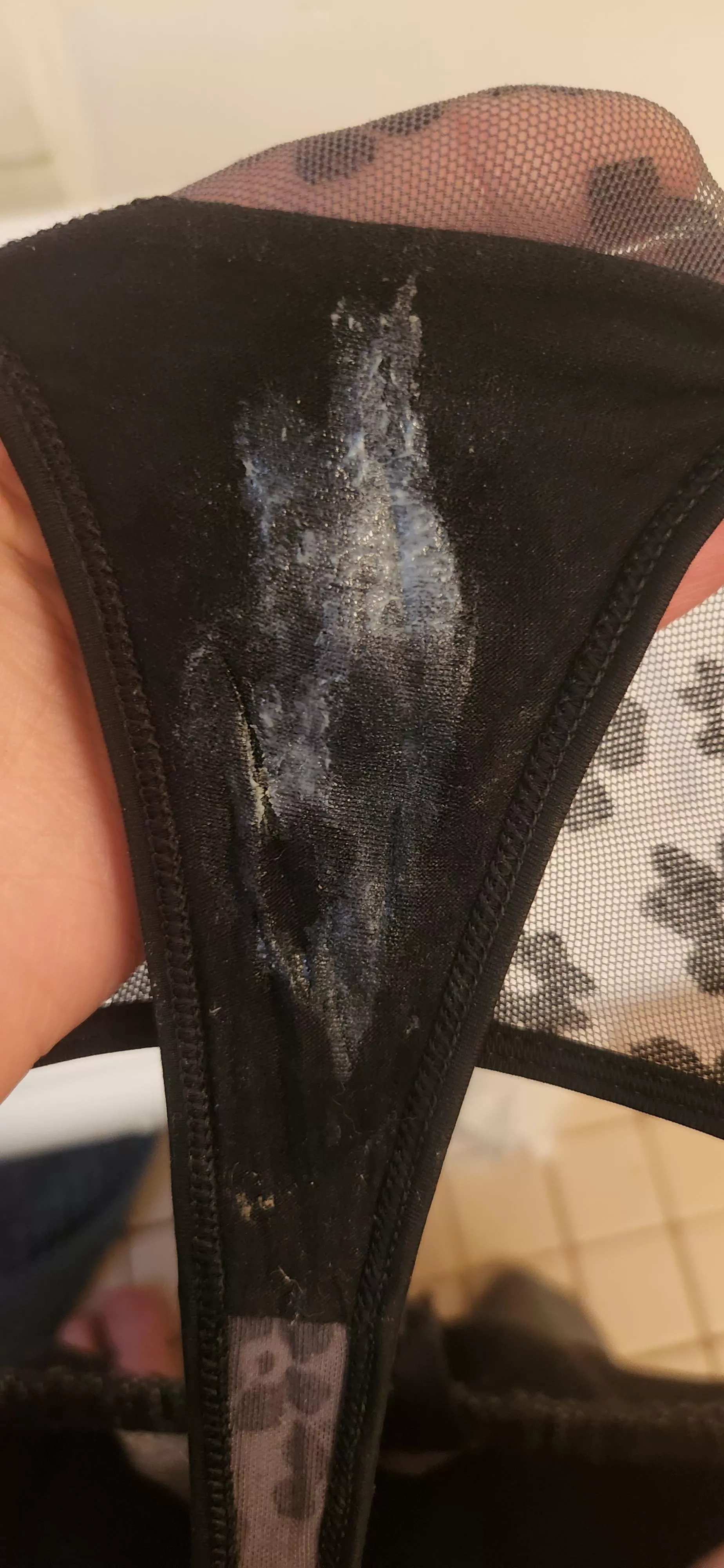 didn't even realize how wet l was after my play session till well after l left the houseXD posted by babigiraffe