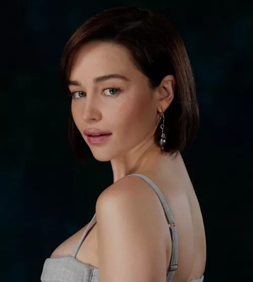 Emilia Clarke by asdfbtwin