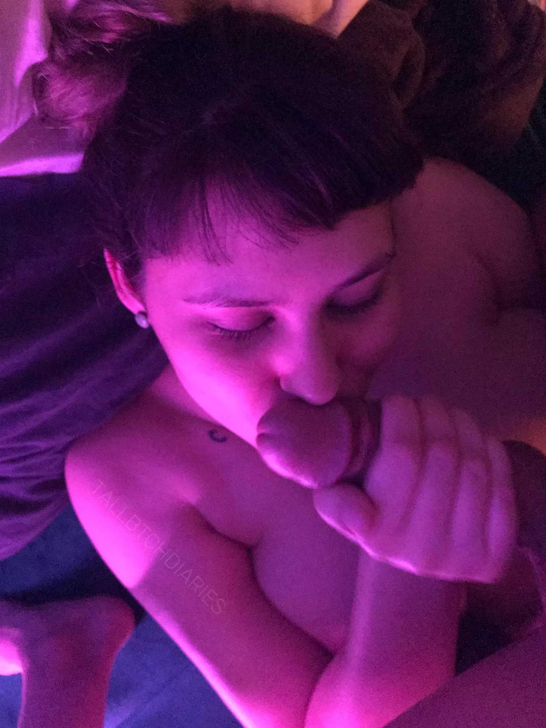 Gosh I look so cute here tho ♡  posted by tallbtchdiaries2