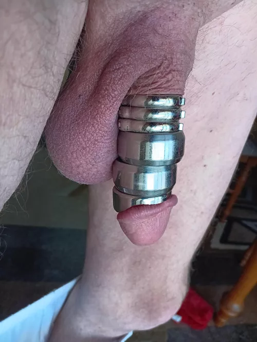 Hanging loose on Saturday  by JayHearshman56