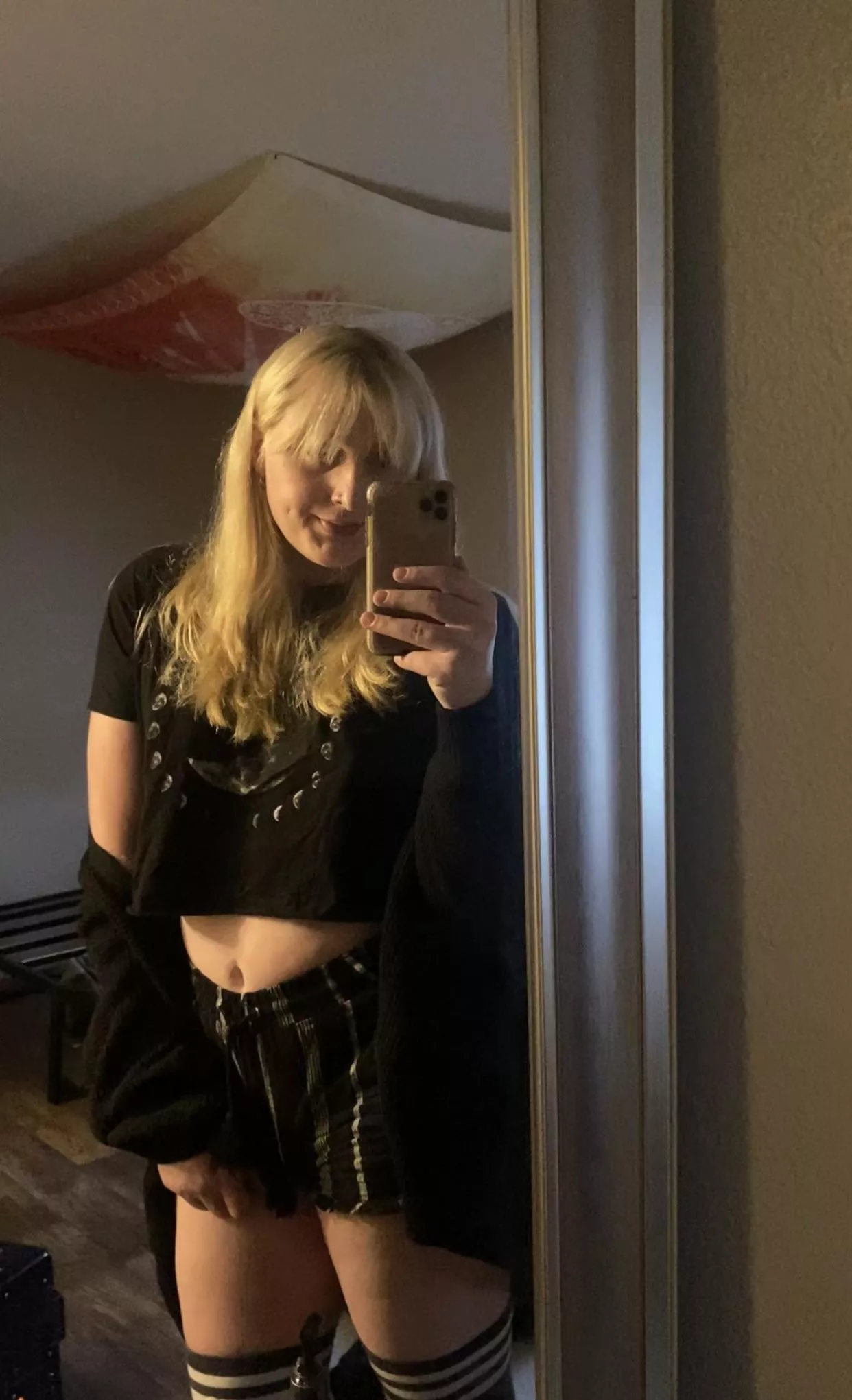 Have I lost the boy part of fem yet? posted by RimirUwU