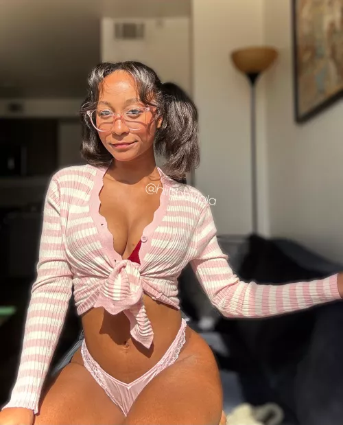 Hey cuties  by Hiiitsbbylala