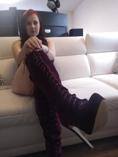 I need my holes filled by Mostraka