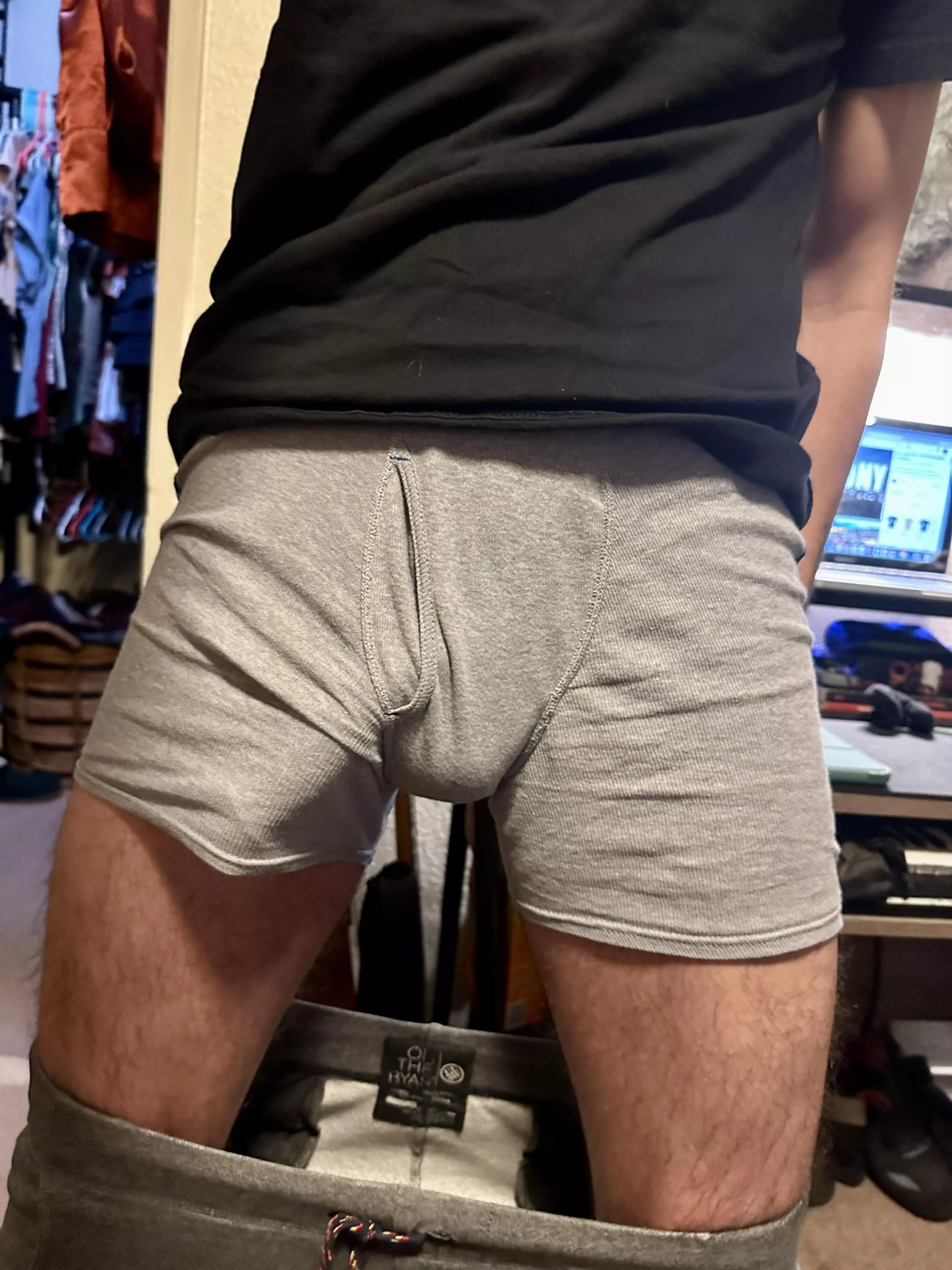 I should practice guitar, but I’m horny! posted by Lazy-Minute9345