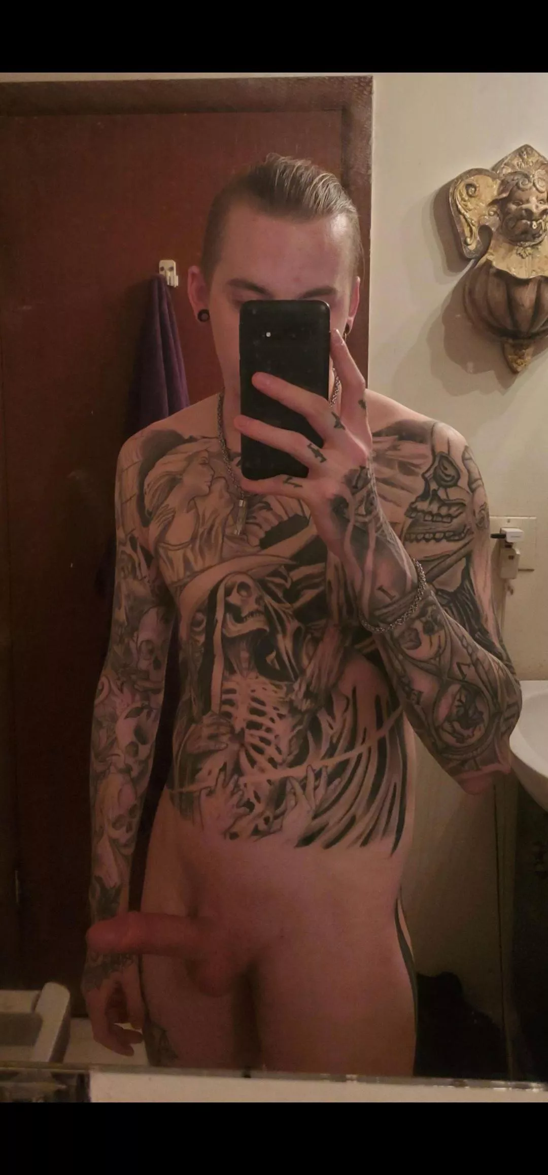 I still want more posted by Curvedd_cock