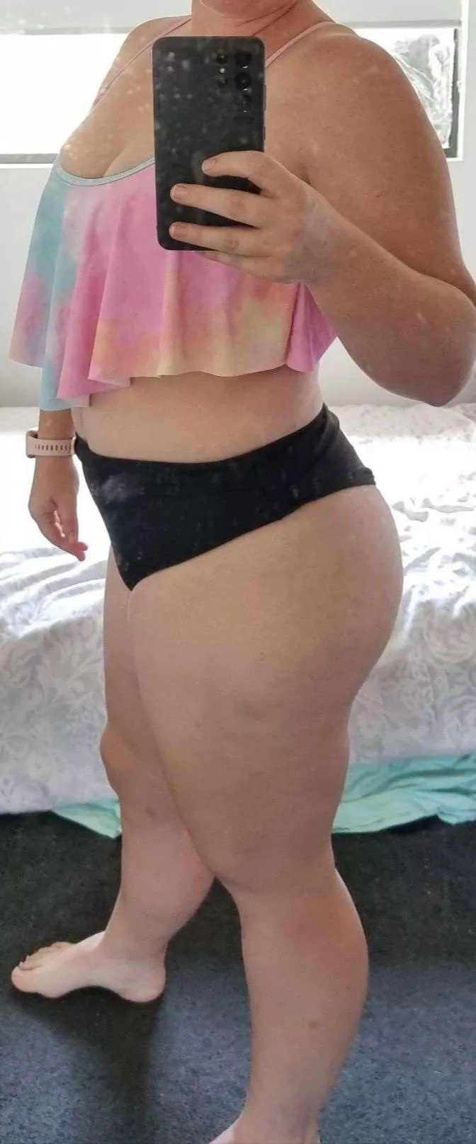 M 22 with a gf interested in 3somes, let me know what you think of her   posted by No_Mention6676