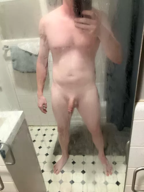 (M)bicurious 30yrs old looking to have some fun by YoungFreaks23