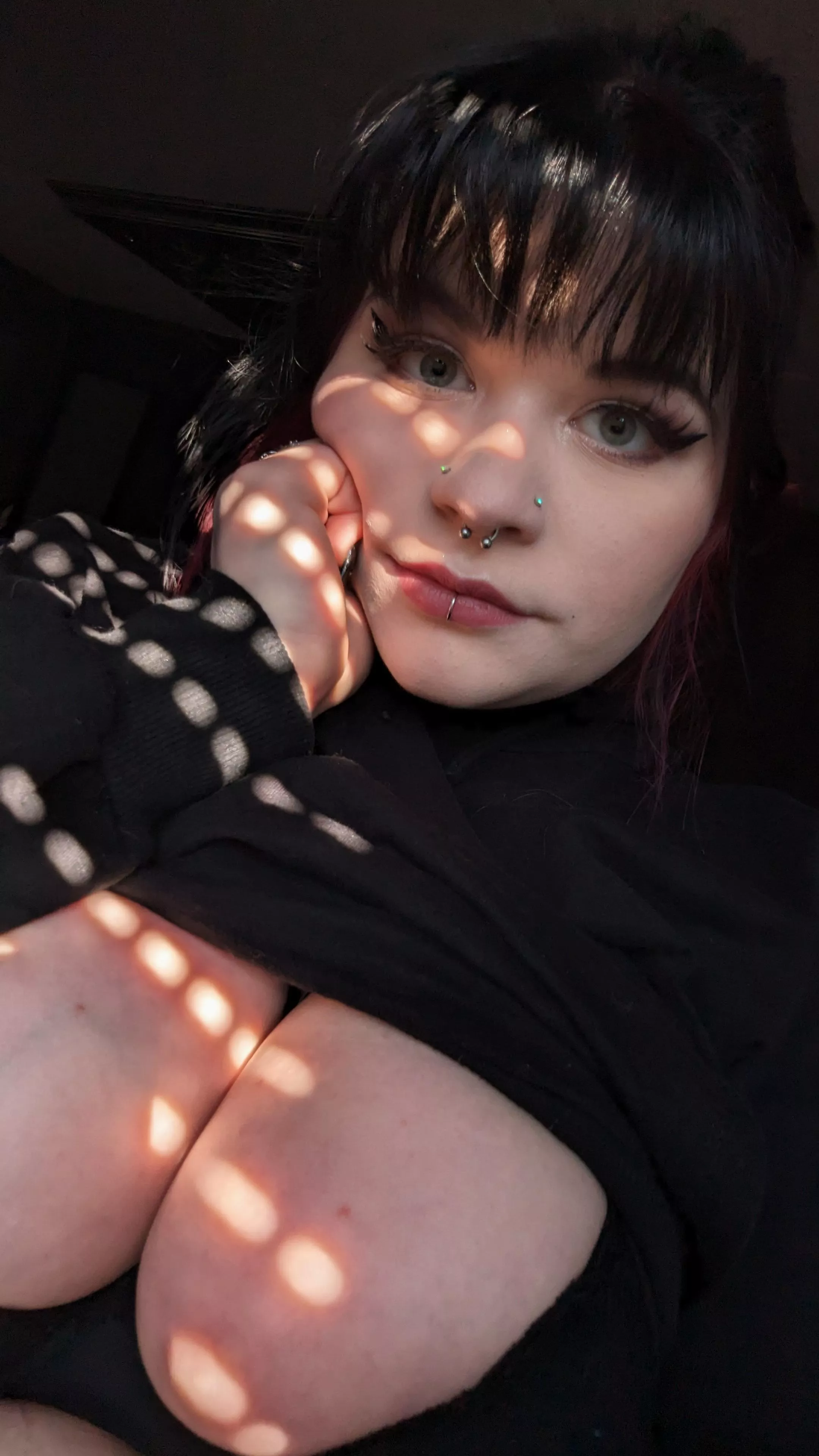My dream is to suck cock all day and listen to metal, can you fulfill it? posted by Mina_Cinnamon