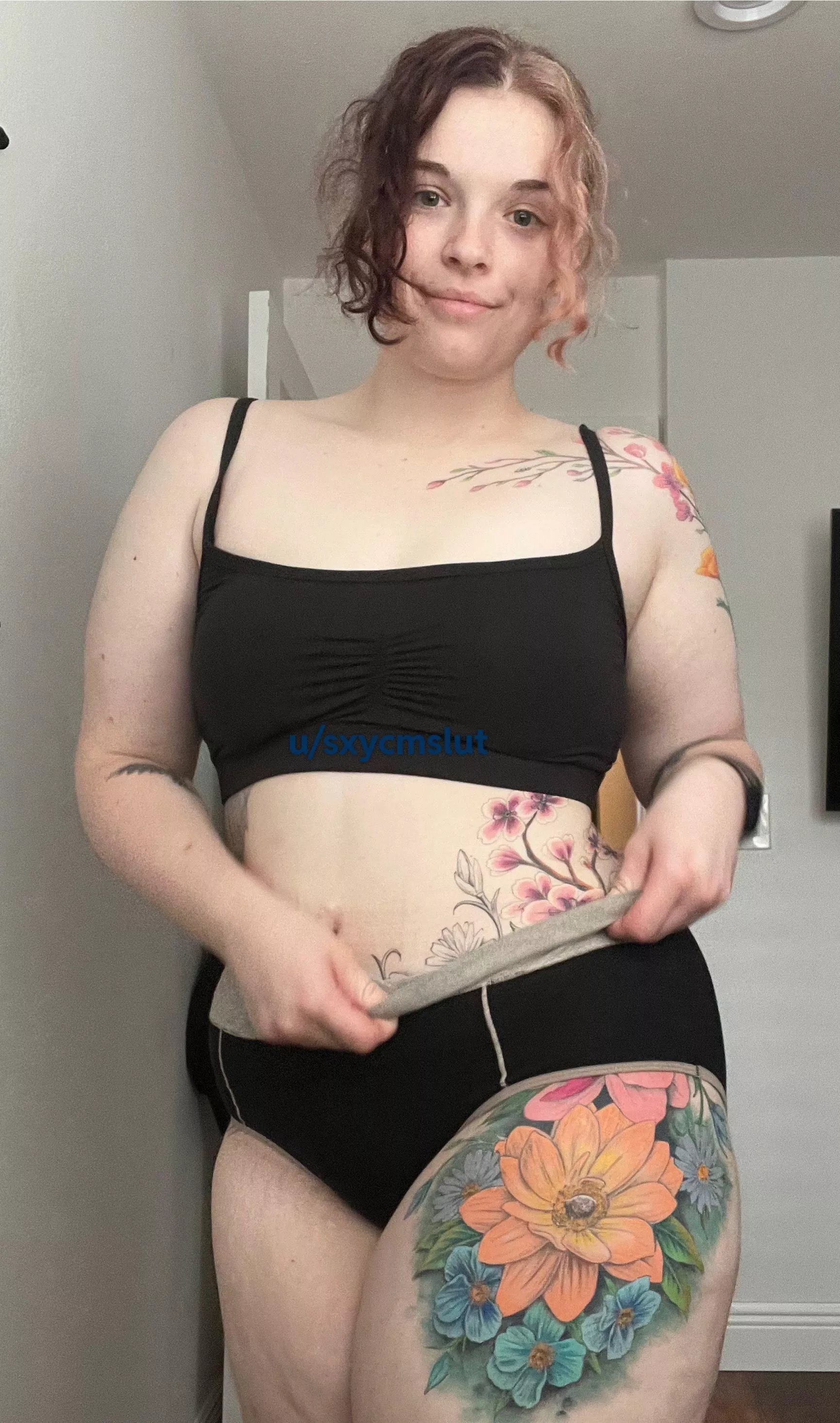 peek-a-boo baby posted by sxycmslut