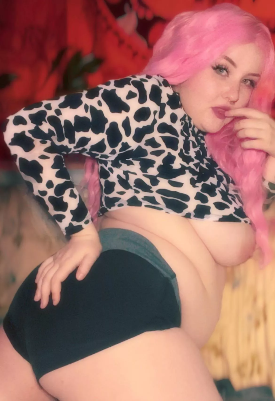 Ready for milking 🐄💕 posted by Sailor_Solstice