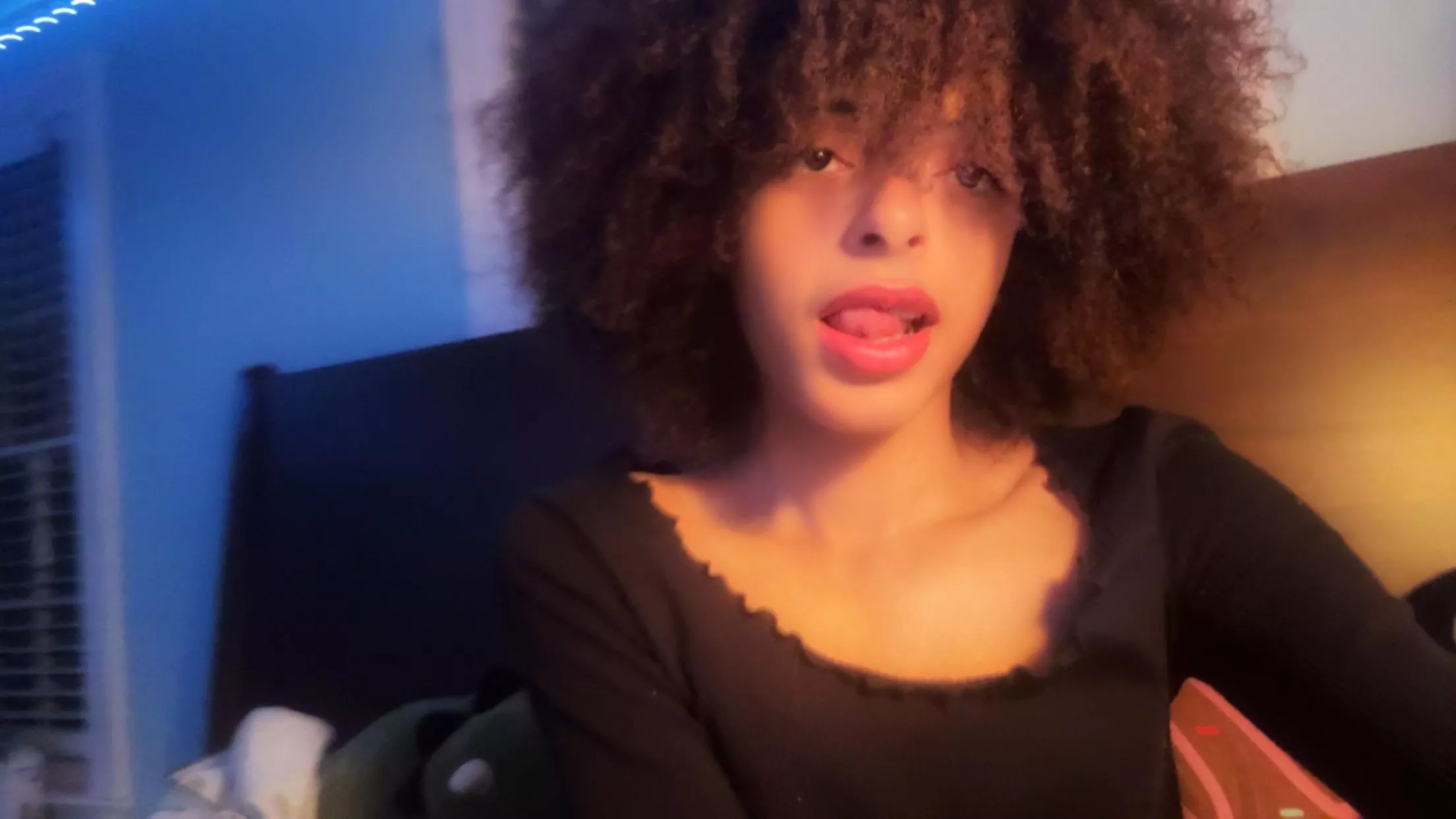 Selfie! posted by Cookiezzs