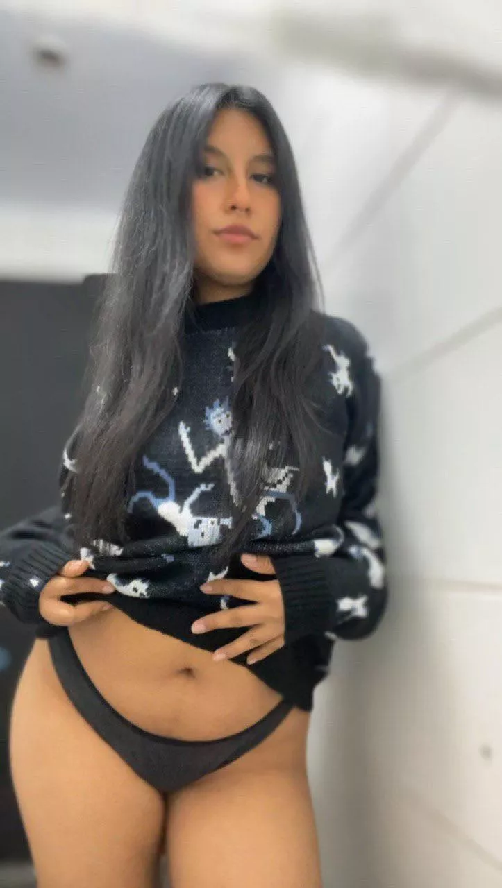 Should I show my bellybutton more? I always keep it hidden posted by xchocokrispisvip