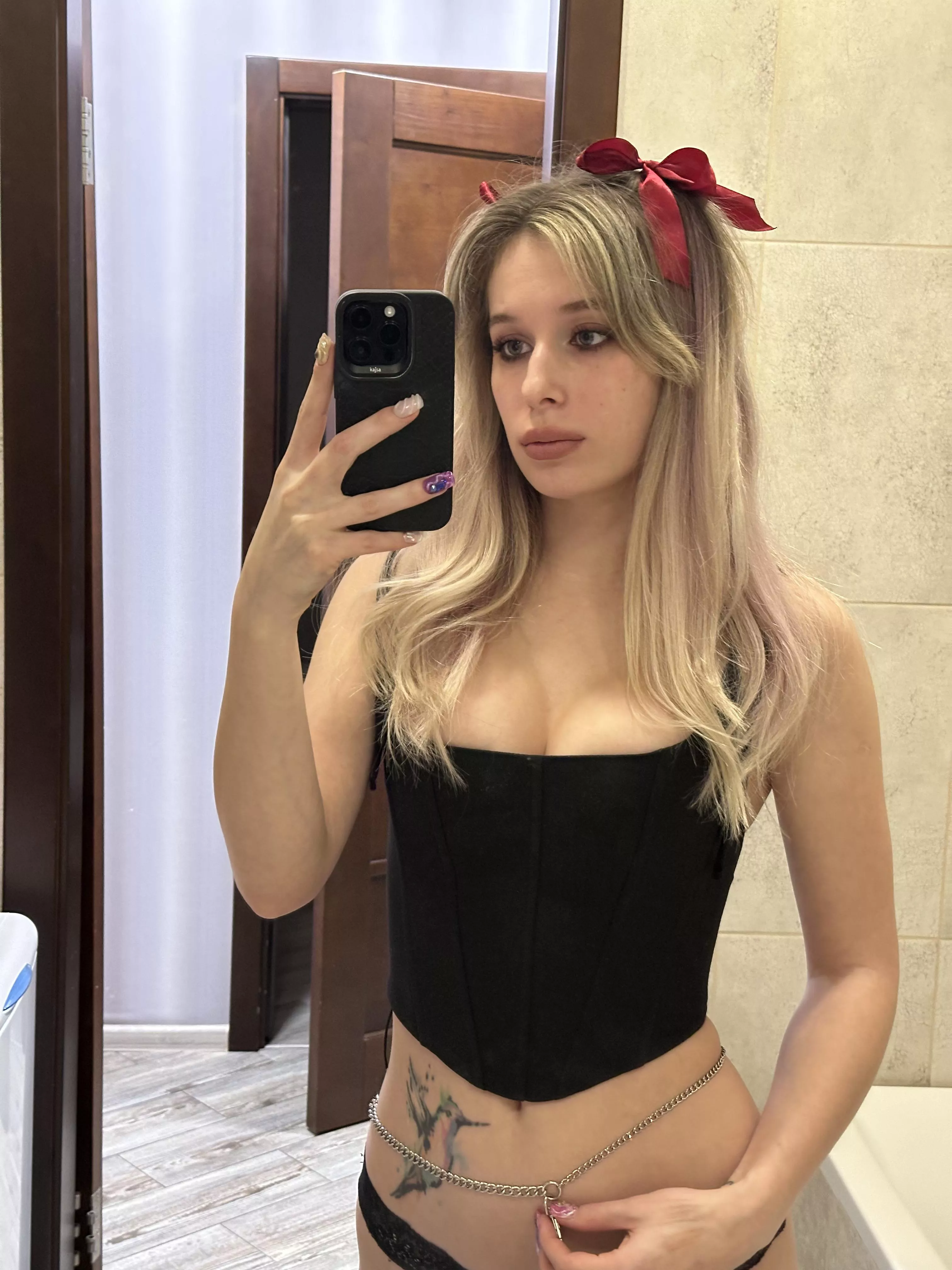 Snow white in search of her dwarves posted by FeudalBillfish