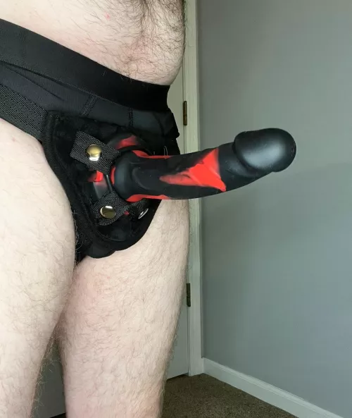 Strap on Saturday by H3T4R