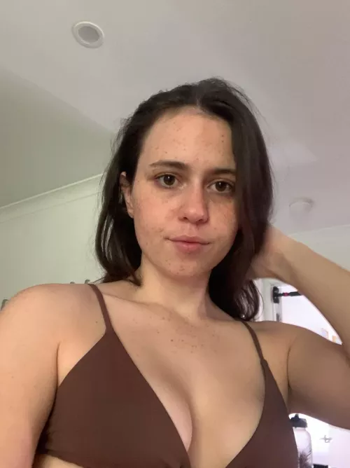 Teeny tits and big gigantic ass by laylapalmer1