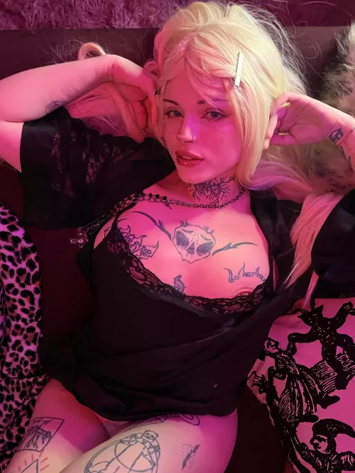 which one would you suck? by Mantasticles