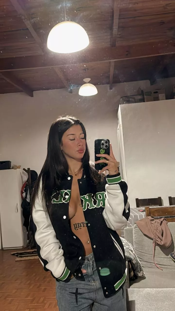 Would older guys be interested in a 21yo schoolgirl like me? posted by Aliisajulie