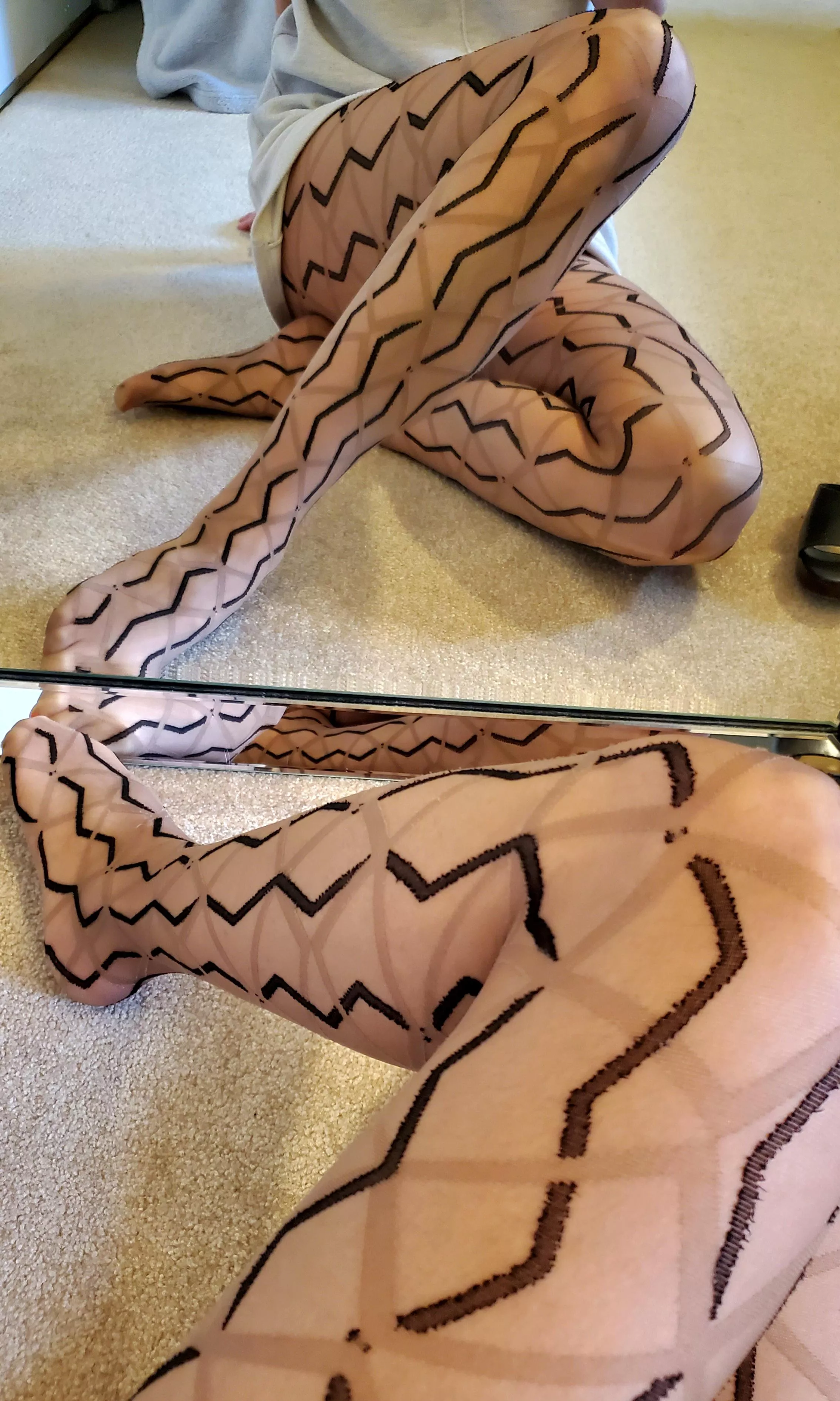 Zig Zag pattern is wild... posted by popruzhinka