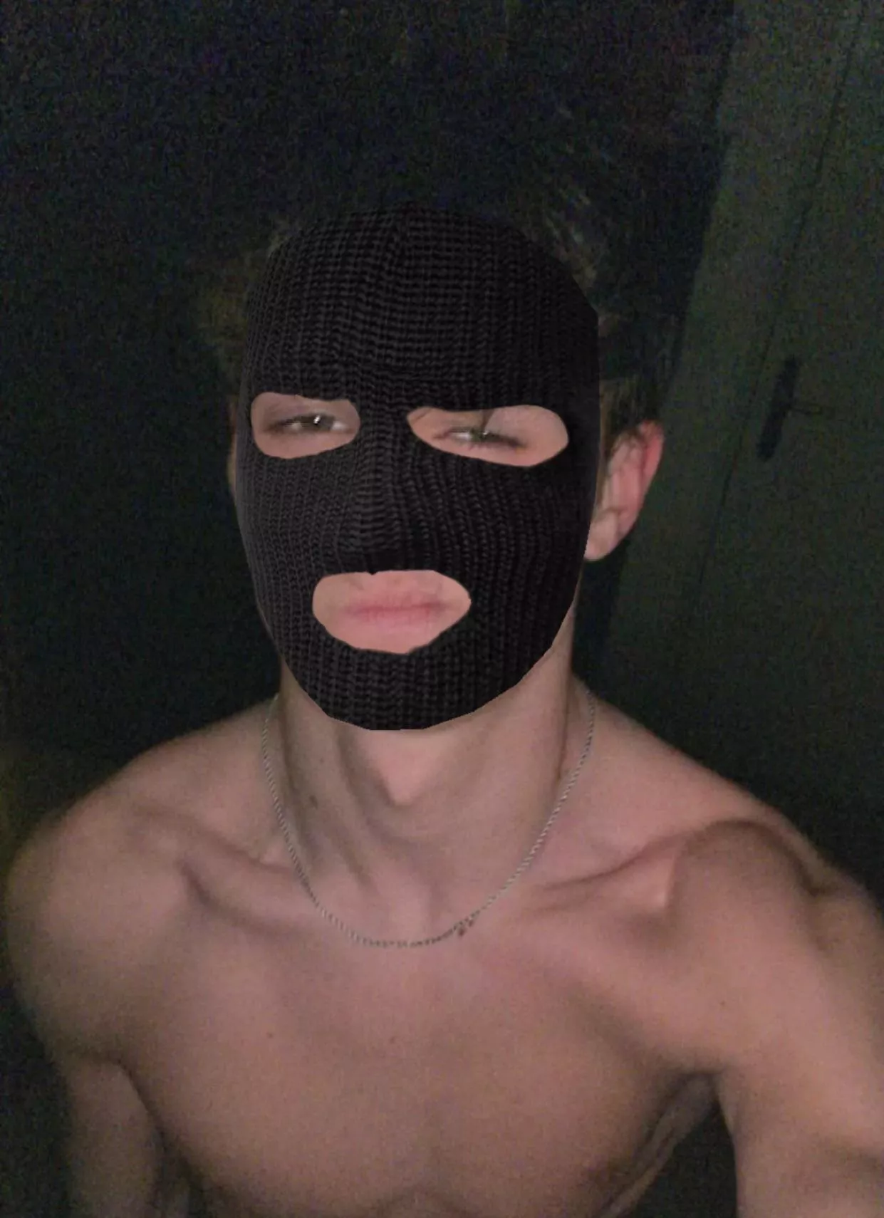 19 twink looking for a fit dom top sc: z_harrin posted by juleslesoumis