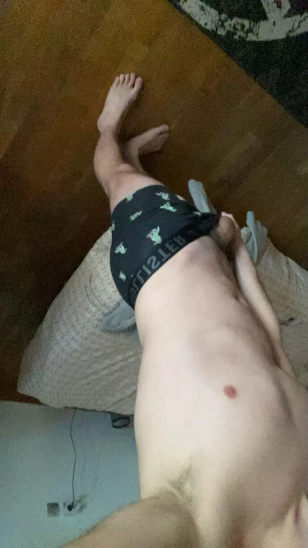 23 France hung looking for longterm with skinny guy, pref my age, snap : felixxl2001 posted by Reasonable_Bet_4318