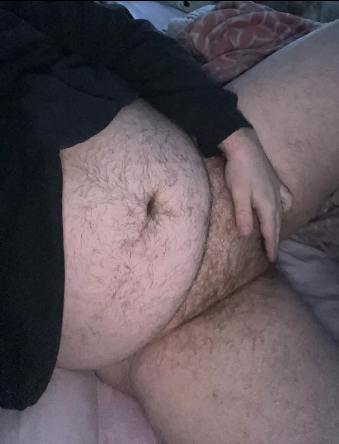 (26) explore between my legs? 🥰 posted by cuntyqueer