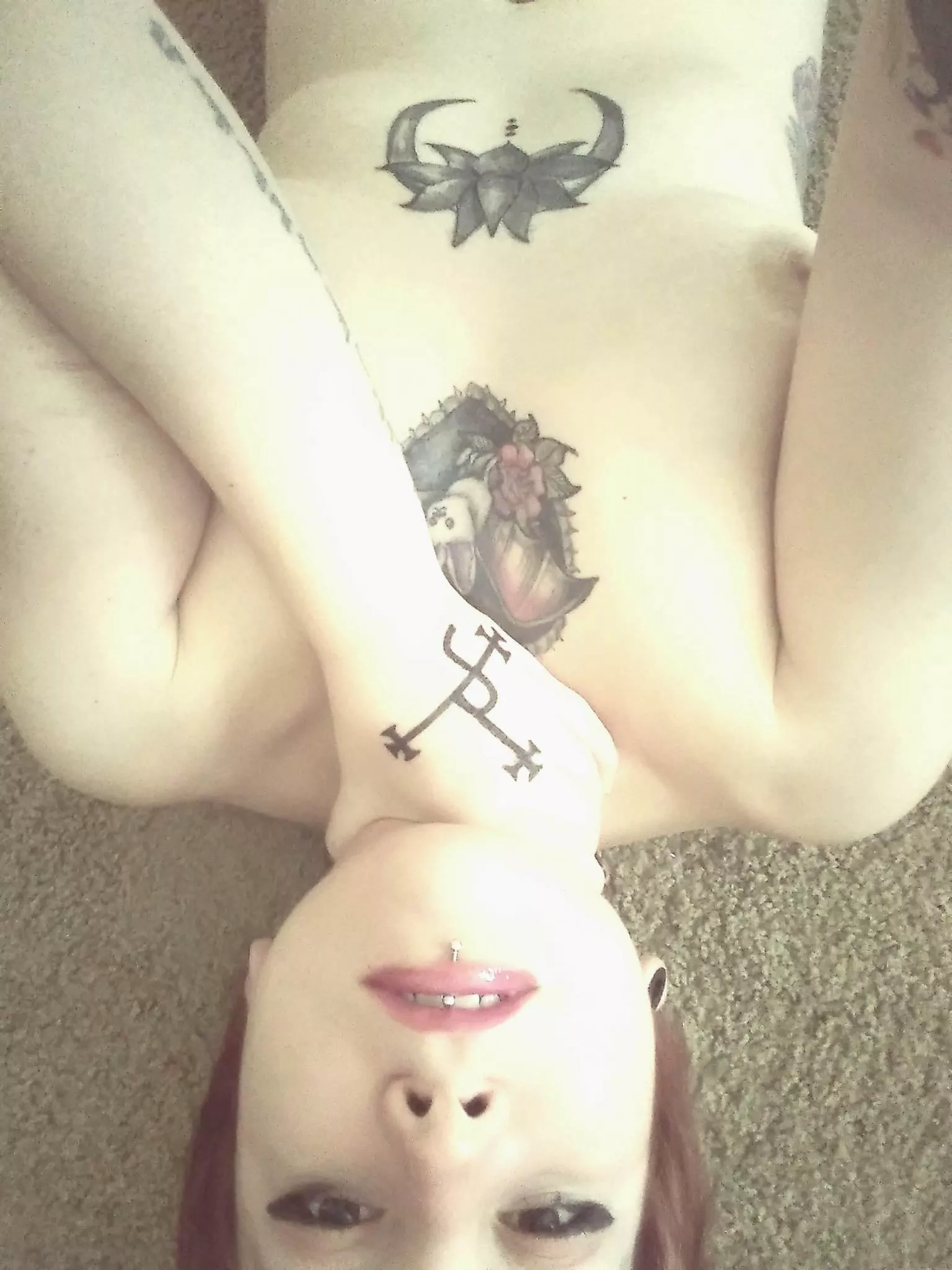 Choke me like this  posted by omegasworld