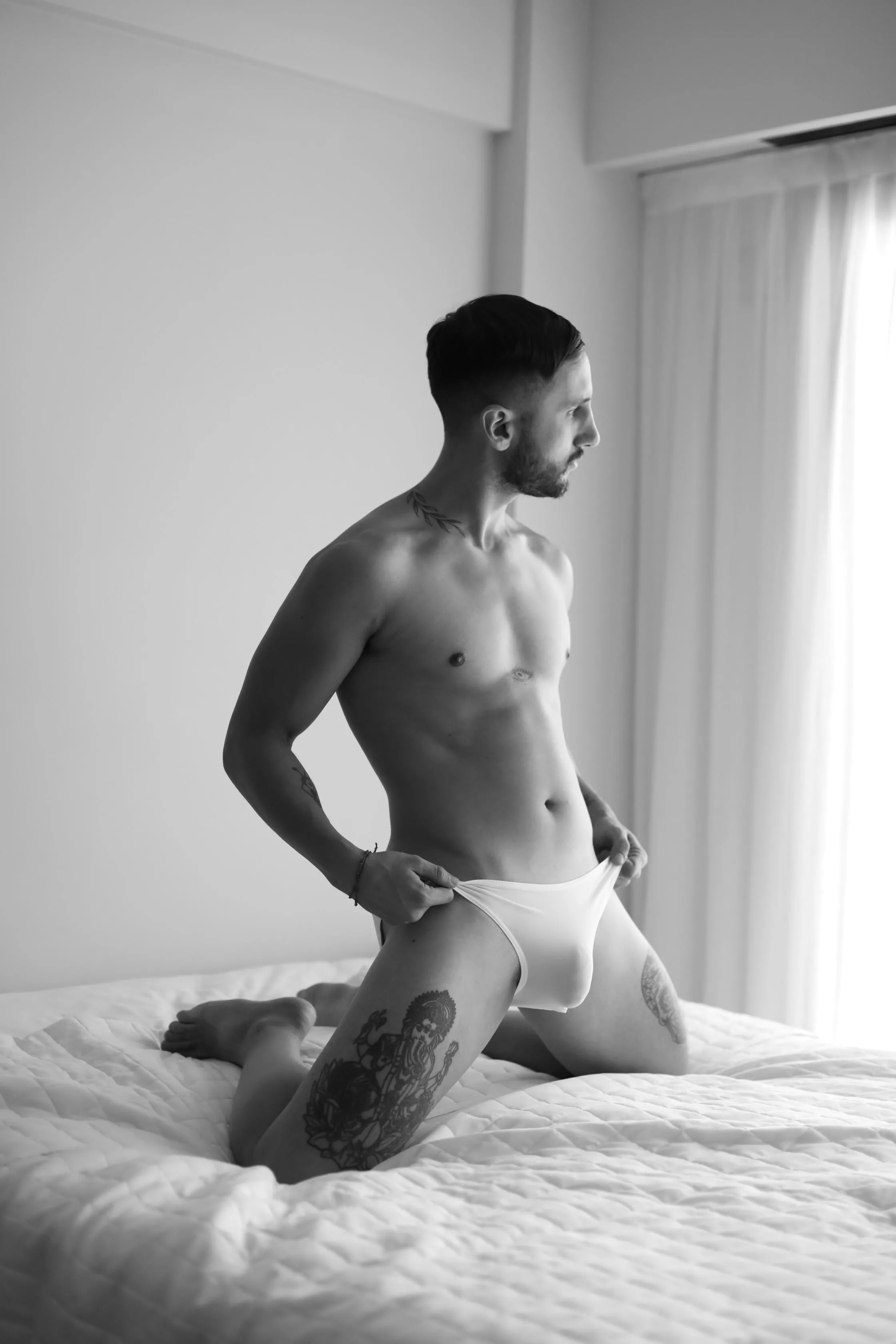 Do you think I am an attractive person? Or am I even more than a 4/10?   posted by yourshotdreams