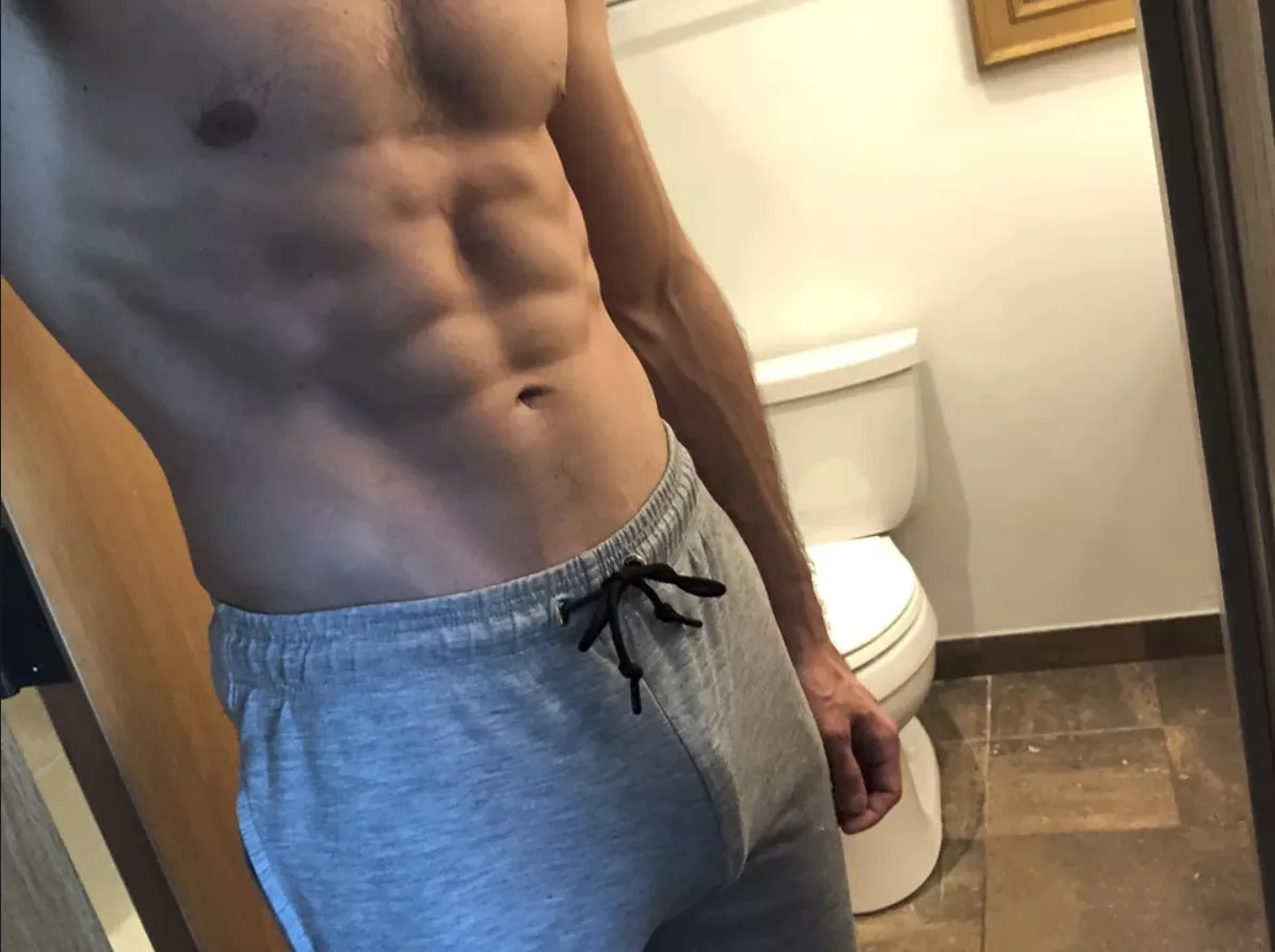 Grey Sweatpants Season posted by No-Celebration9270