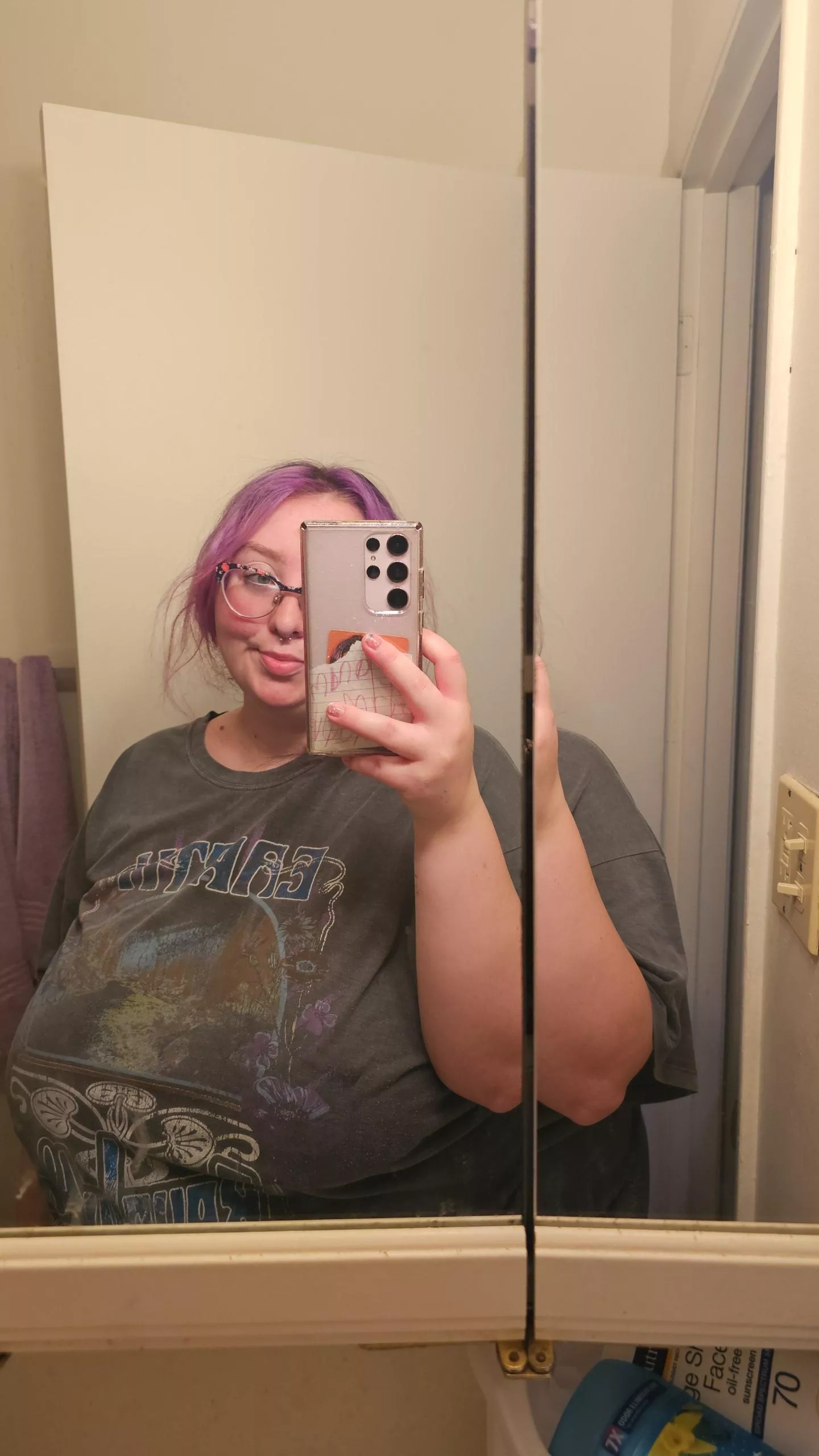 Happy Saturday, what are your weekend plans? posted by sapphiremelonz