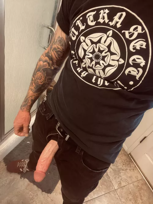 Heading out for the afternoon. by Healthy-Market-7303