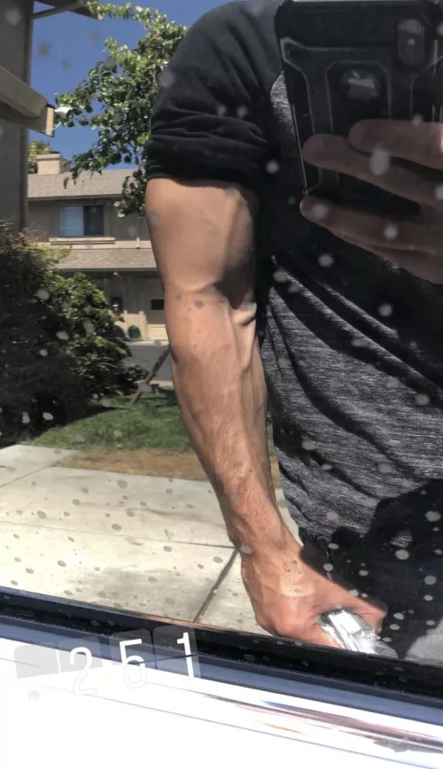 Ignore the dirty mirror, I wanna do dirty things to a cutie using my ripped arms ;) by TheeGuyDerek