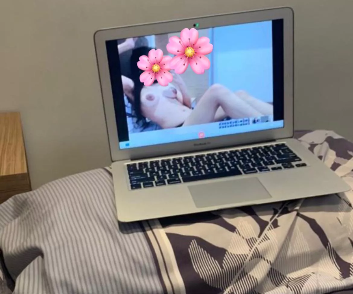 just chilling on my bed, wby? [F] posted by stargirl169925