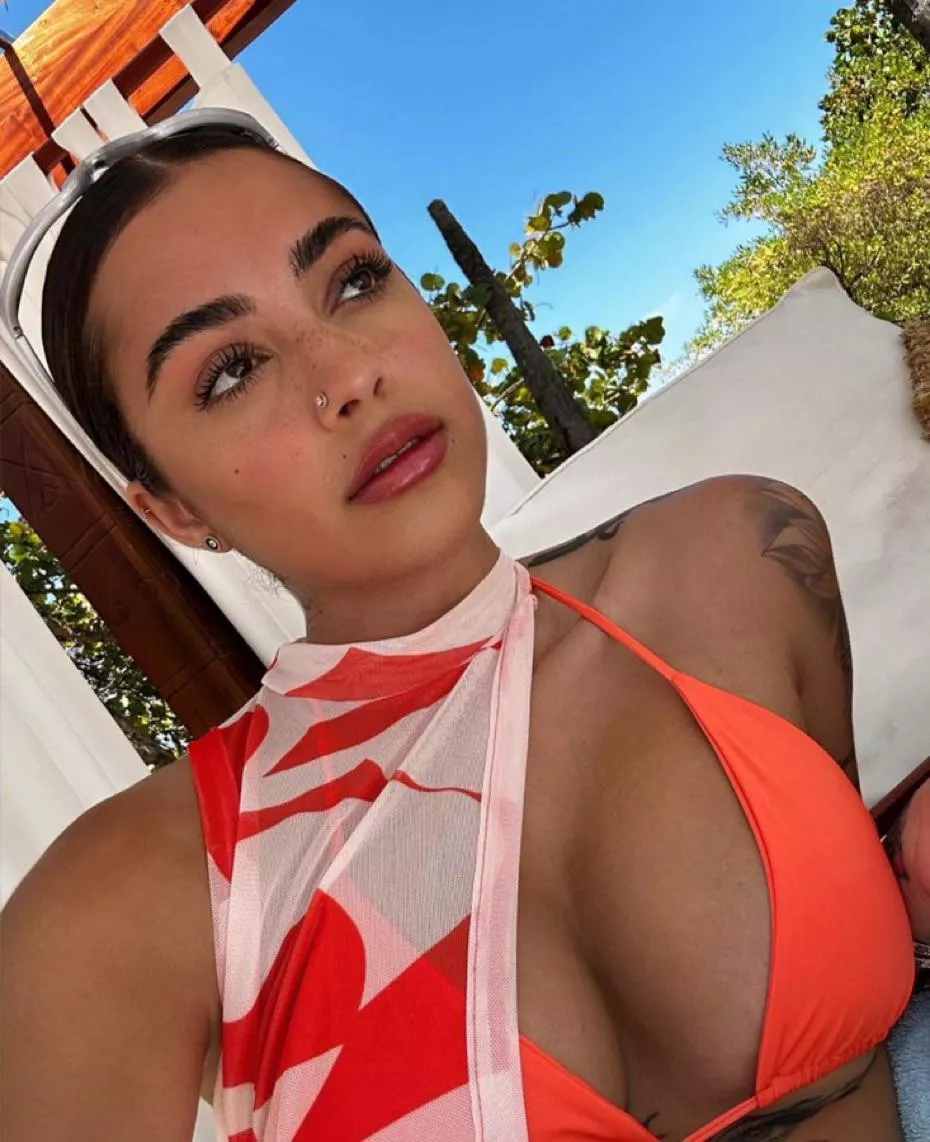 Looking  posted by rednecktrucker69