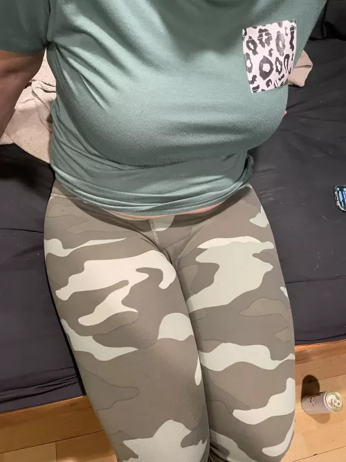 Love her bubble butt under her thick thighs by PsychologyLittle1329