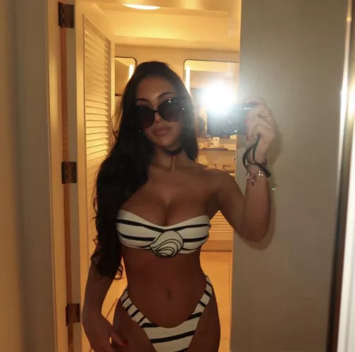 Mirror Selfie by Davidfox1403