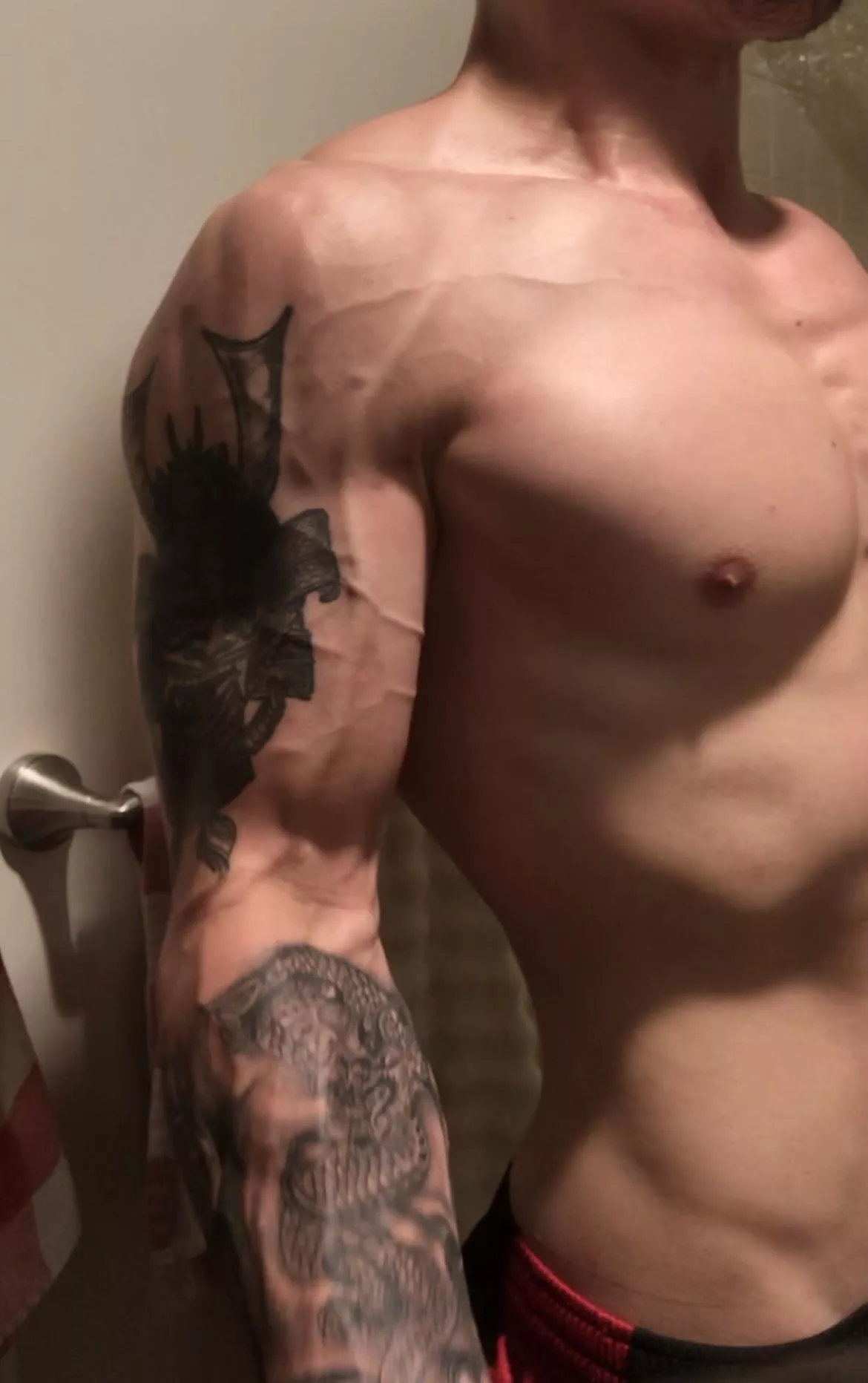 My tatted veiny arm 😈💪🏽 posted by TheeGuyDerek