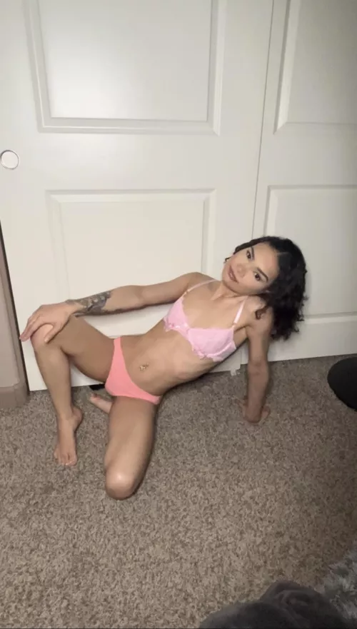 Petite and thin means it's tight underneath by yourcutiegerman