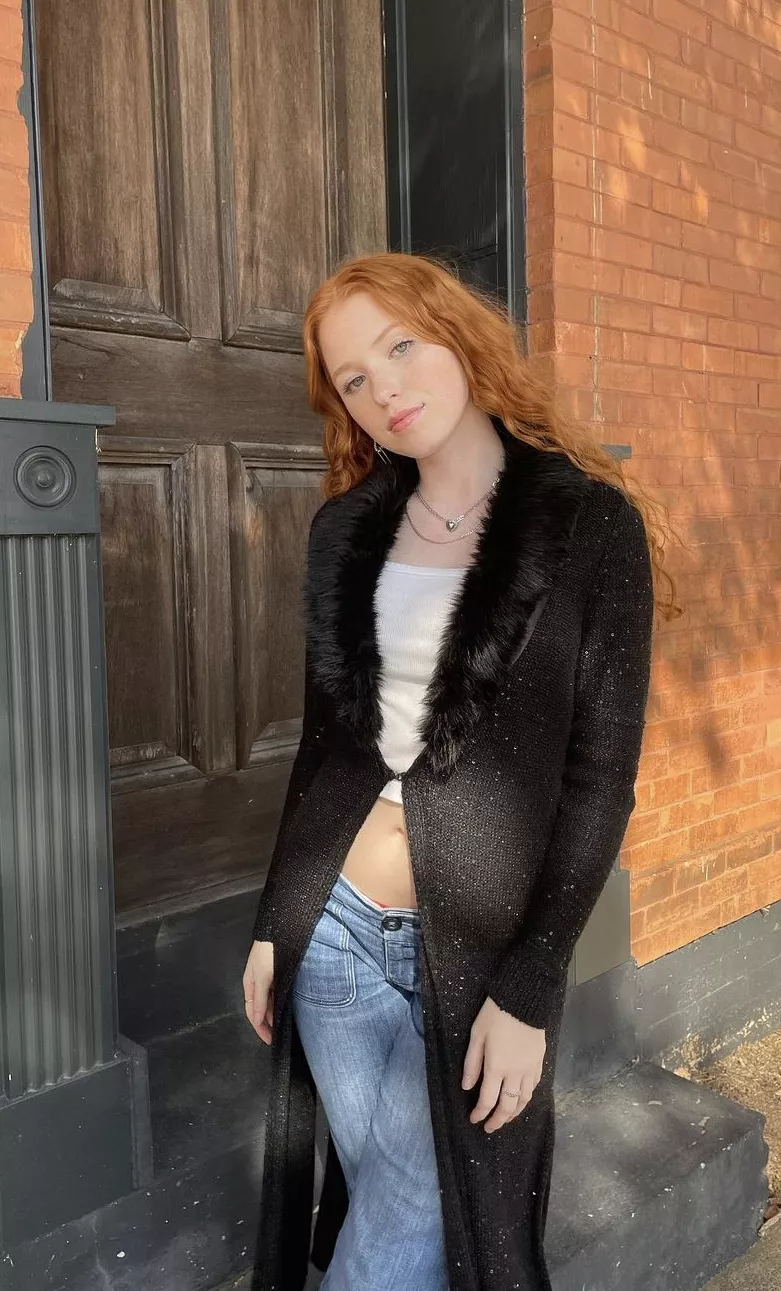 Redhead Out on the Town posted by Yourpervfriend