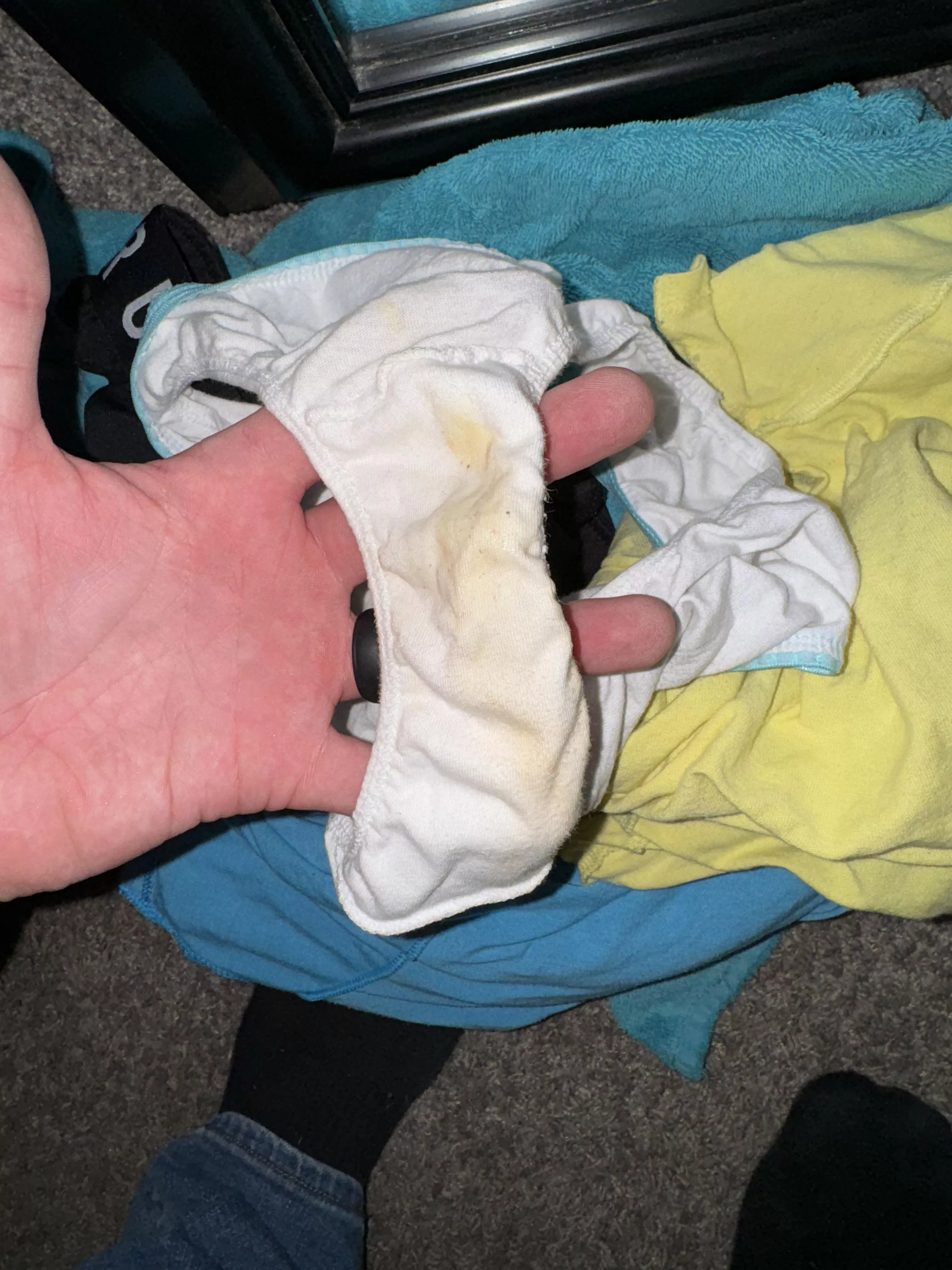 Roommate left her panties out in the open posted by littlebutt313