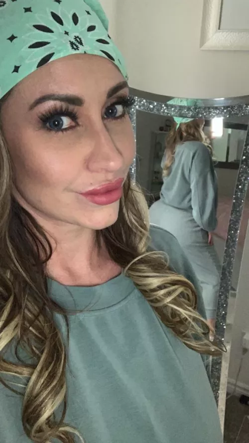 Selfie Sunday  by GhostGoSavage