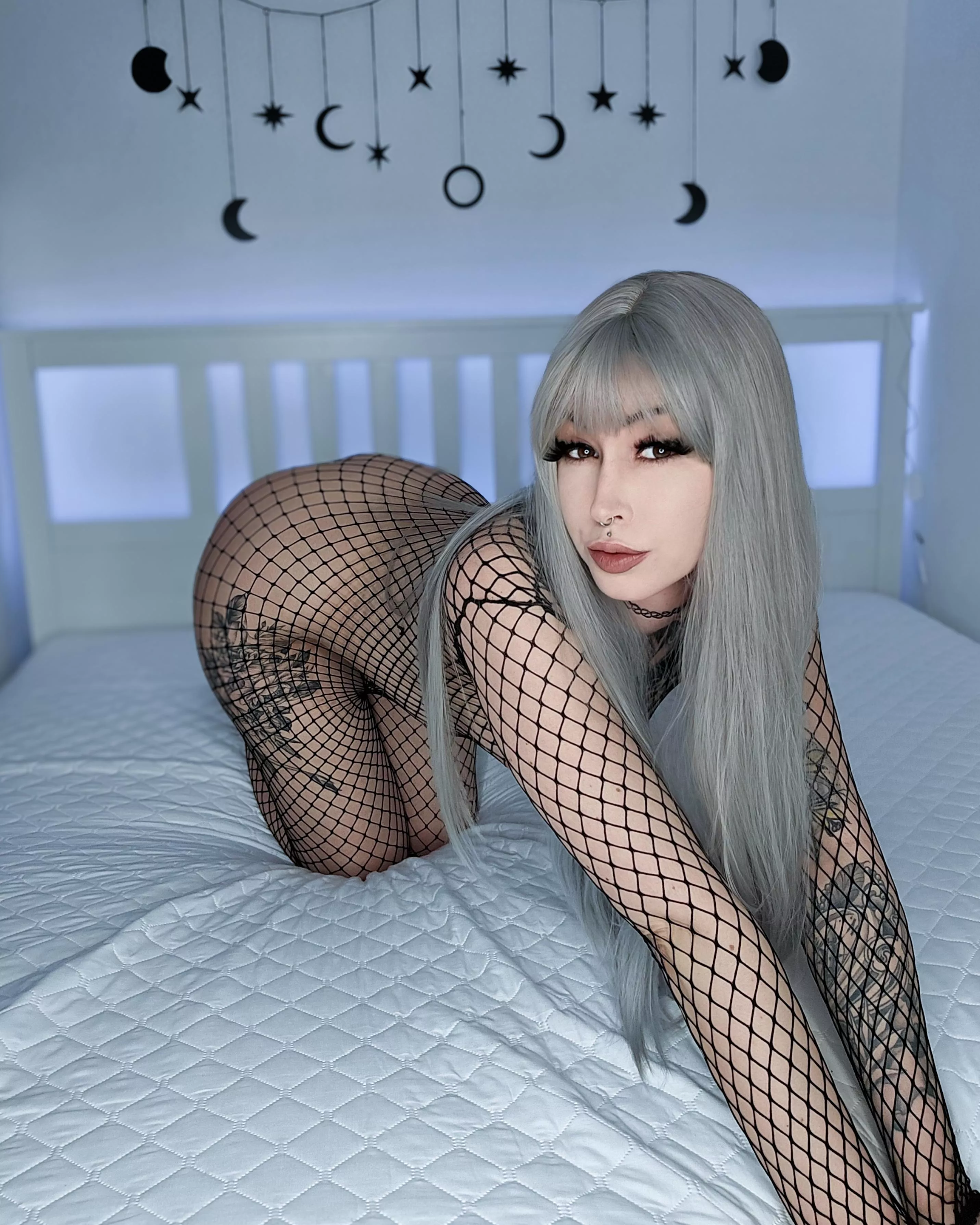 This body needs more tattoos 🖤✨ posted by AnqelNova