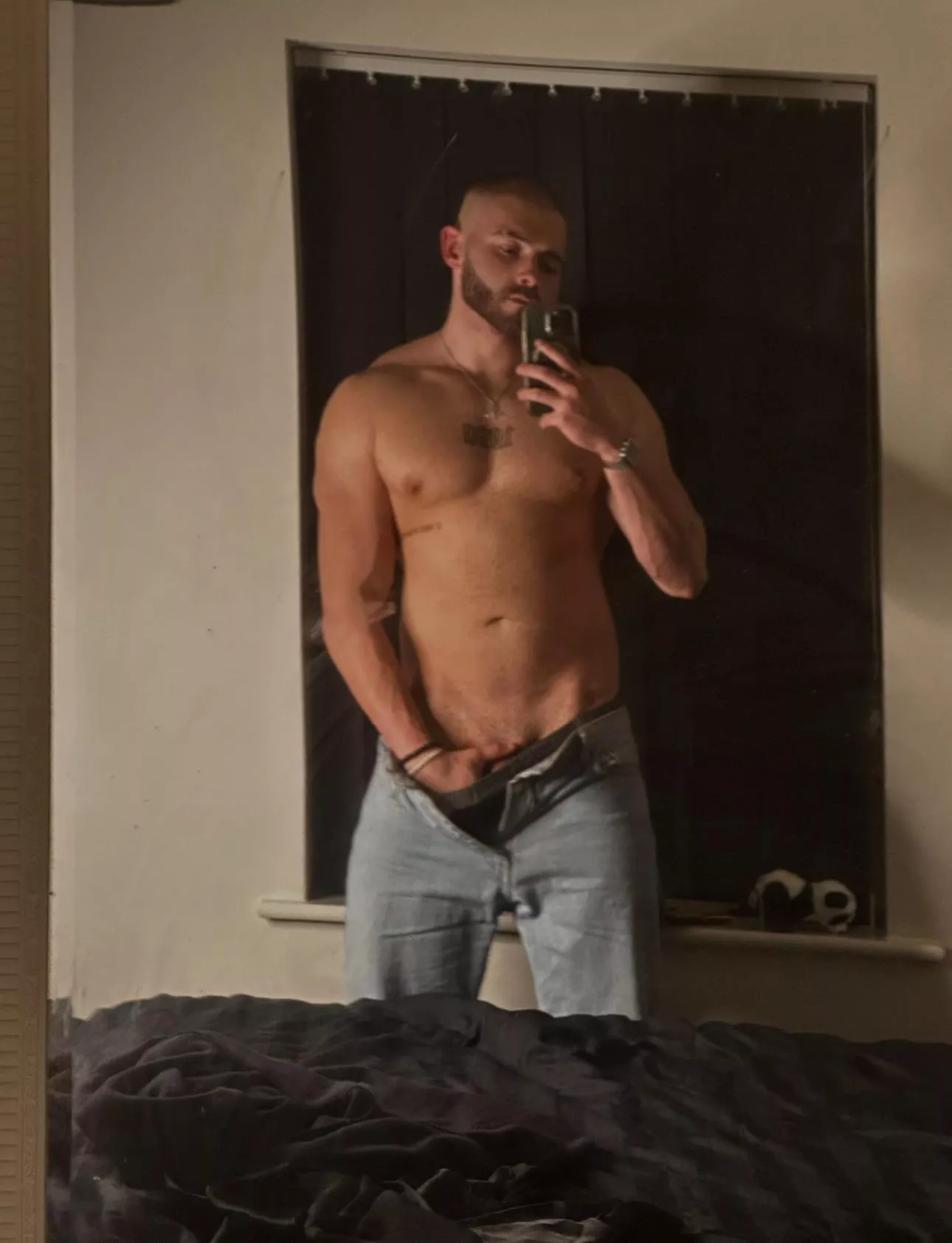 Waiting to film for you 😈 posted by TommyReedX