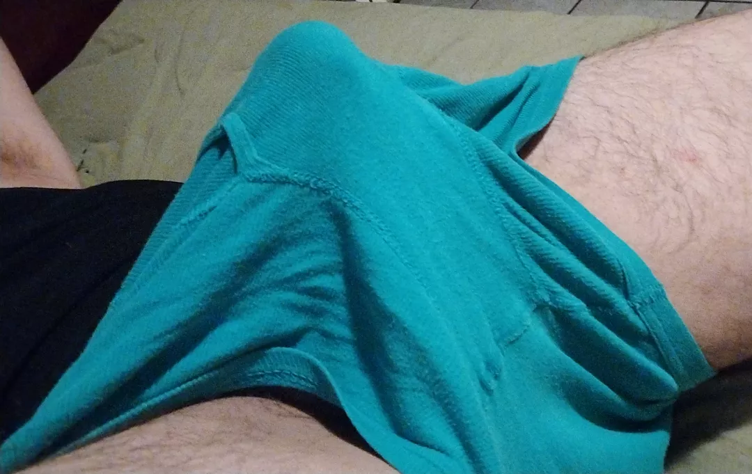 Wanna see what I'm hiding? posted by longlp14