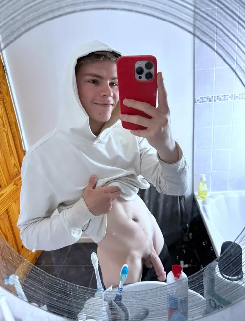 Where’s the riskiest place you’ve had a quickie?😈 by TimelessClasssic