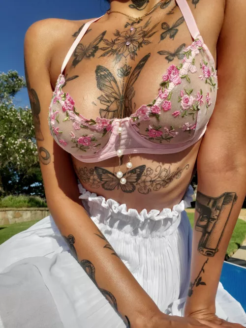 Would you fuck me in this outfit? by Eeriedarknesss