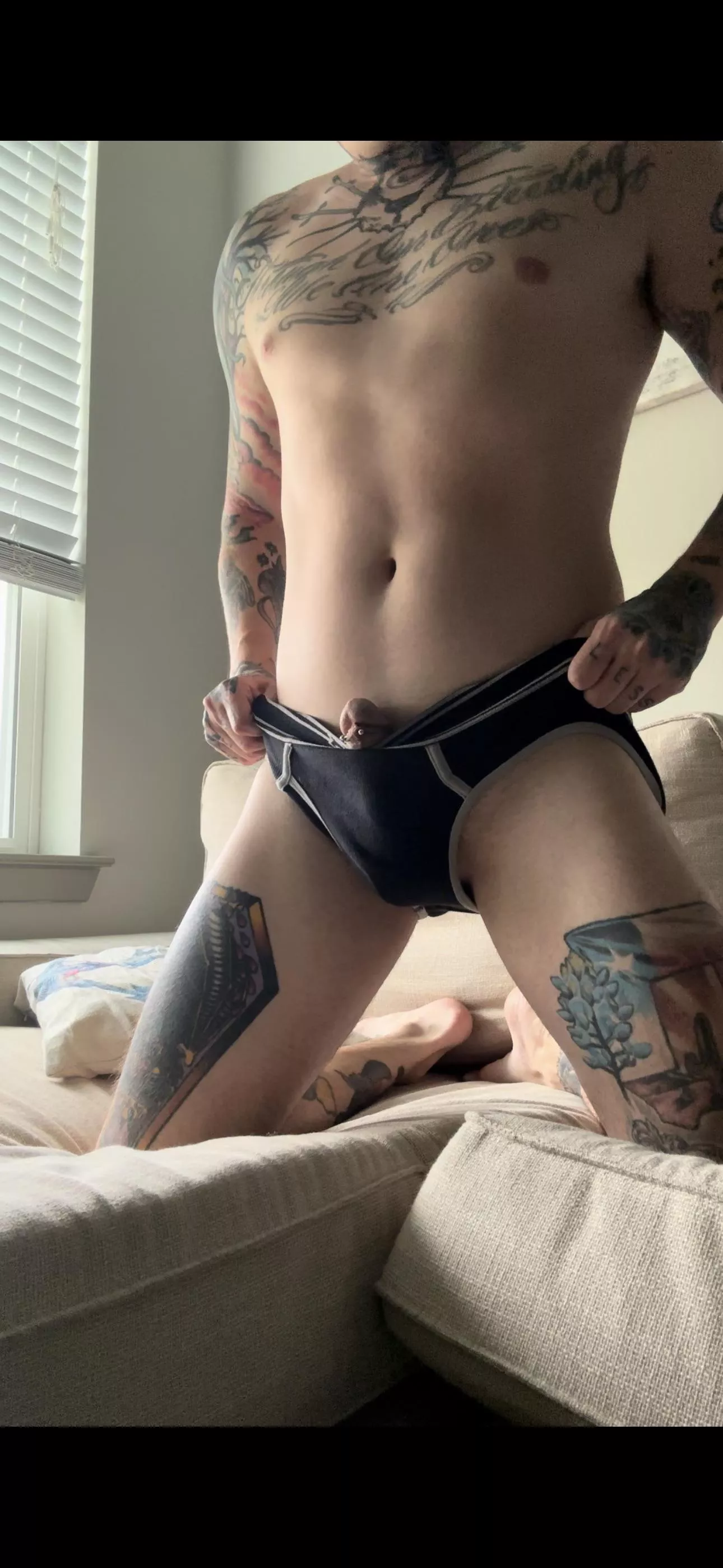 27 dm me yours posted by GroundbreakingTap978