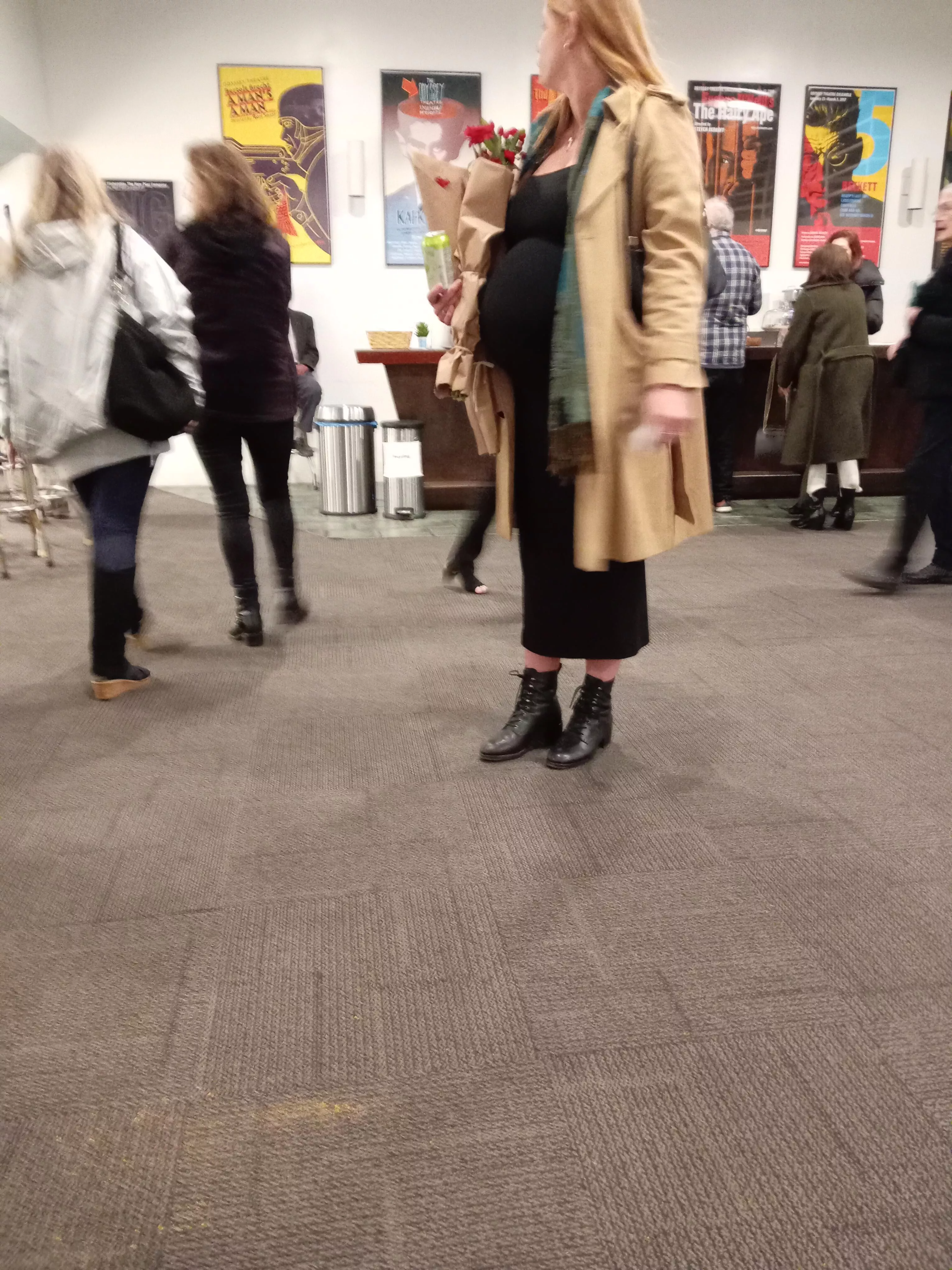 Candid blooming belly at the theater 👀 posted by Ok-Pea-9790